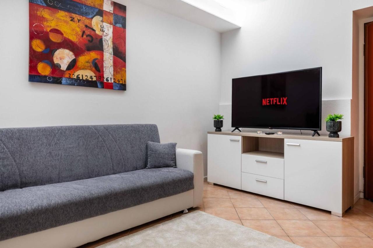 Loft Porta Romana - Cozy Apartment & Wi-Fi Milano Exteriör bild